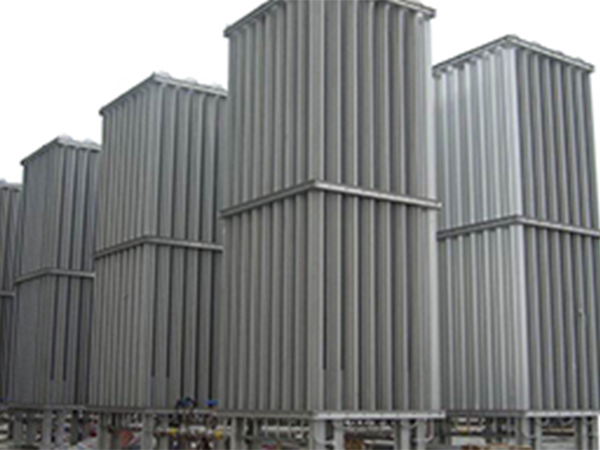 LNG air-heated vaporizer