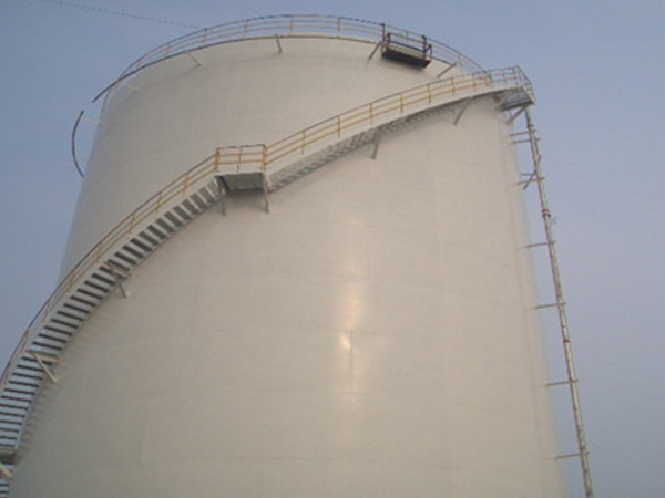 Liquid ethylene atmospheric storage tank